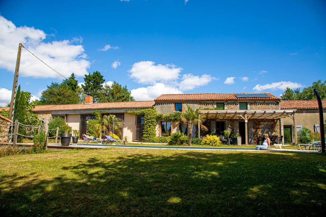Le Mas Des Roches Proche Puy Du Fou Bed & Breakfast Saint-Paul-en-Pareds Exterior photo